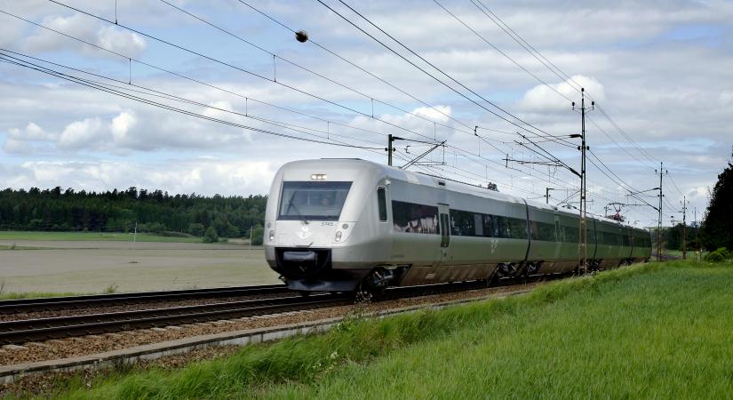 svensk-eltog-femern-belt-development